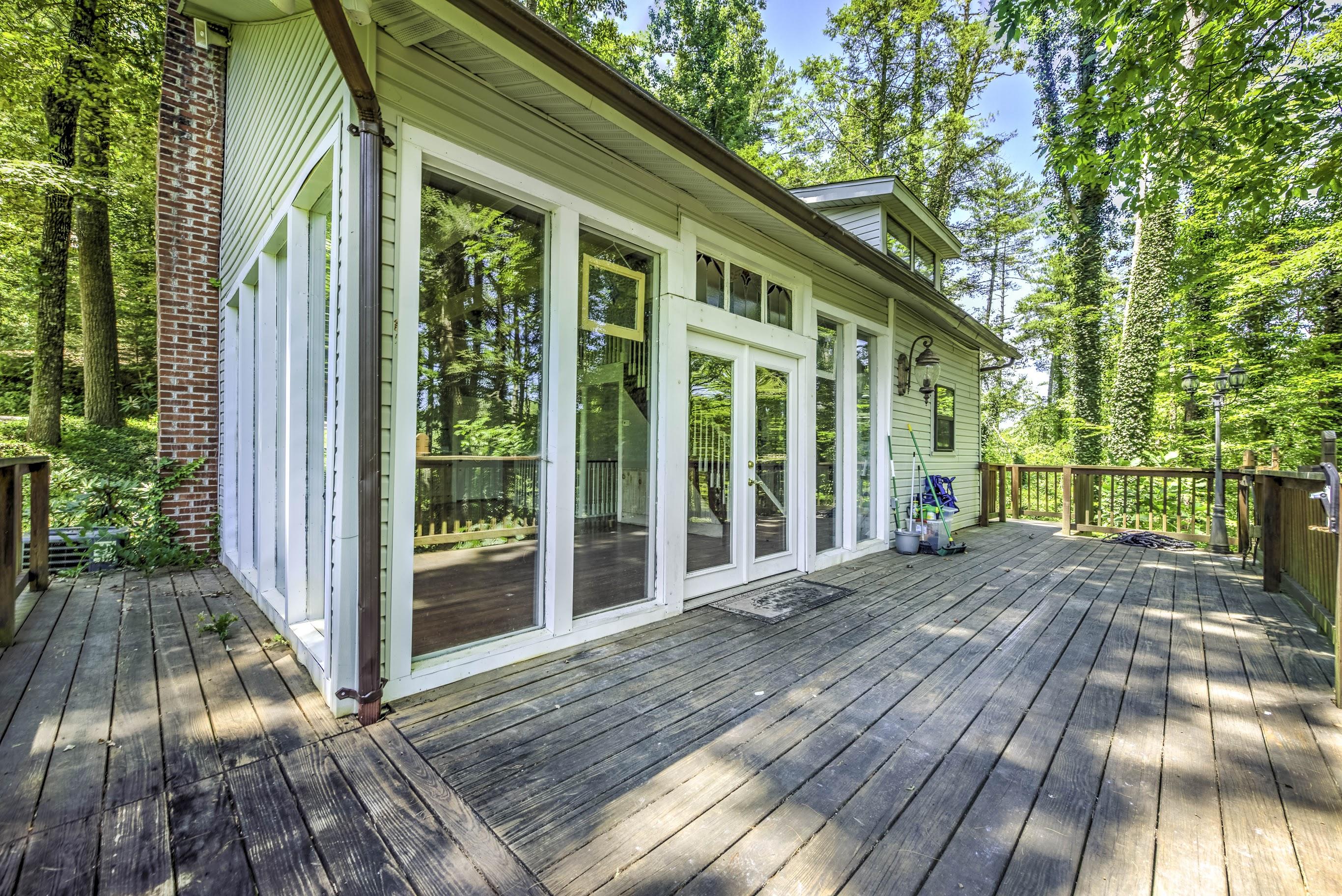 233 Mt Luke Road Townsend, TN 37882 - Photo 5 of 36 3AC84A53-B993-4805-AC23-96DA29B90CBE