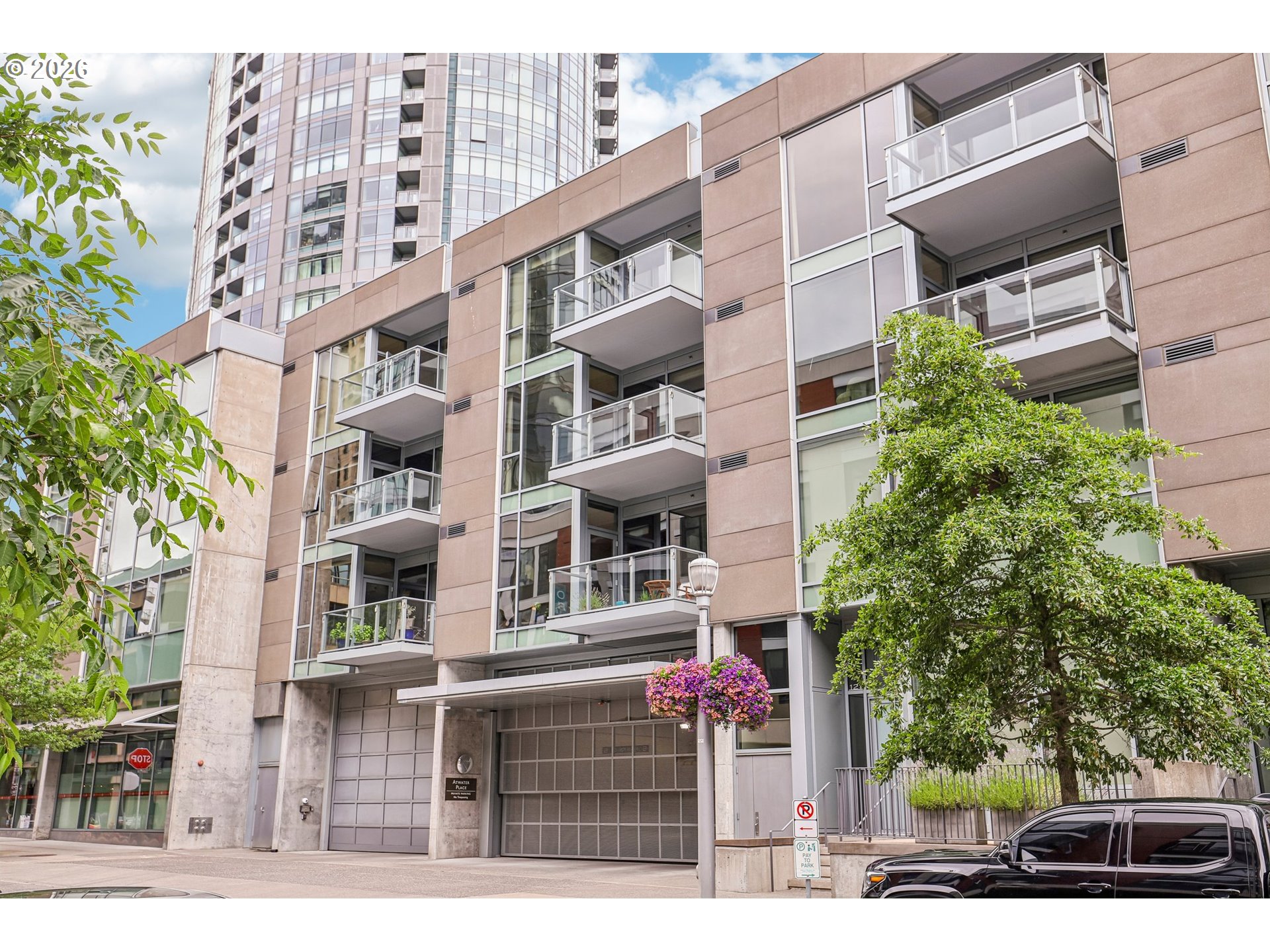 841 Southwest Gaines Street, Unit 335 Portland, OR 97239 - Photo 4 of 35