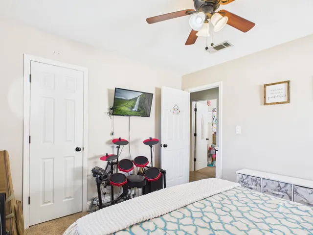 $2,600 | 38 Cape Drive Northwest, Fort Walton Beach, FL 32548