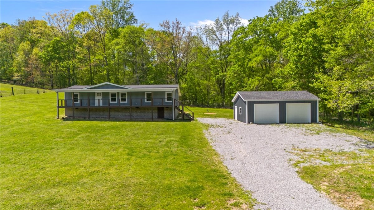 129 Trotter Access Road Waverly, TN 37185 - Photo 1 of 42 Gallery Image 1
