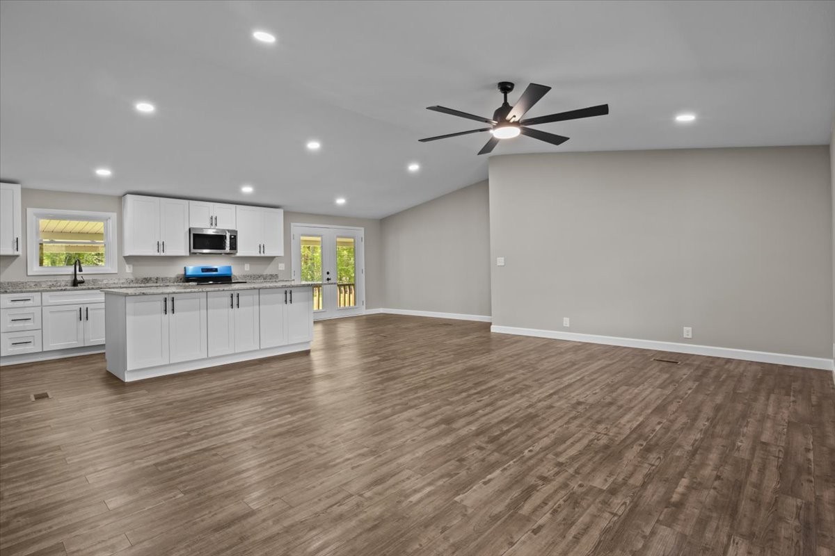 129 Trotter Access Road Waverly, TN 37185 - Photo 5 of 42 Gallery Image 5