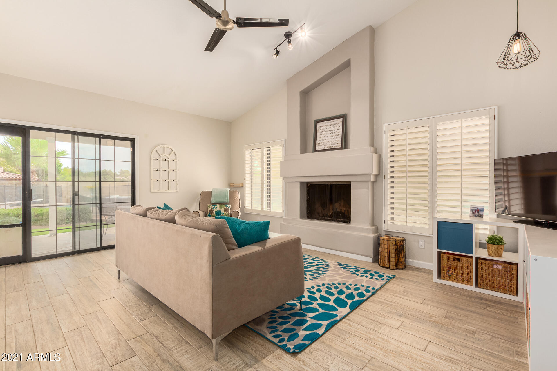 609 East Silver Creek Road Gilbert, AZ 85296 - Photo 10 of 40 11 - Silver Creek