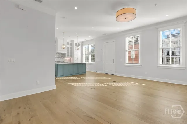 $5,400 | 705 Howard Street, Savannah, GA 31401