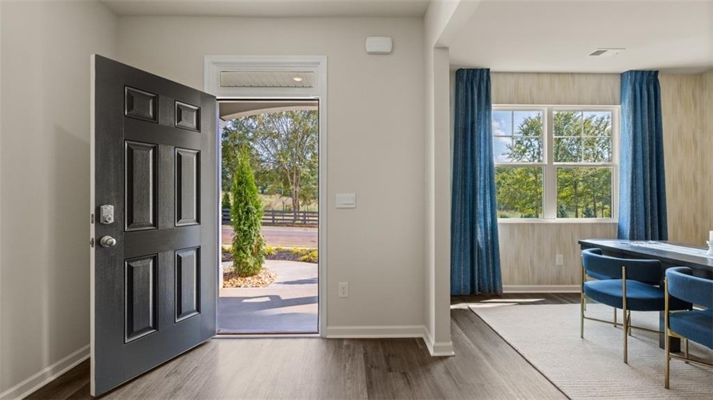 351 Bullock Pass Jefferson, GA 30549 - Photo 4 of 83