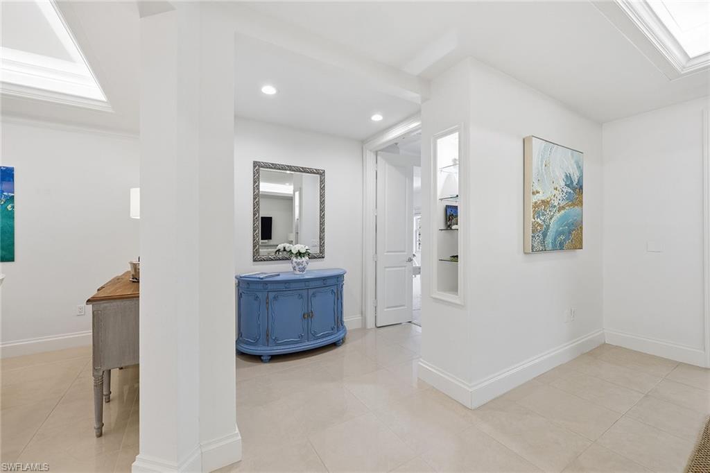 411 6th Street South, Unit 202 Naples, FL 34102 - Photo 25 of 37