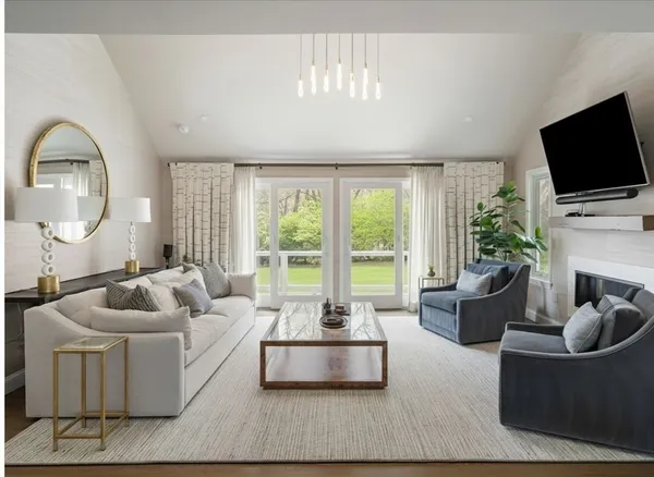 $1,750,000 | 70 Thistle Patch Way, Unit 70, Hingham, MA 02043