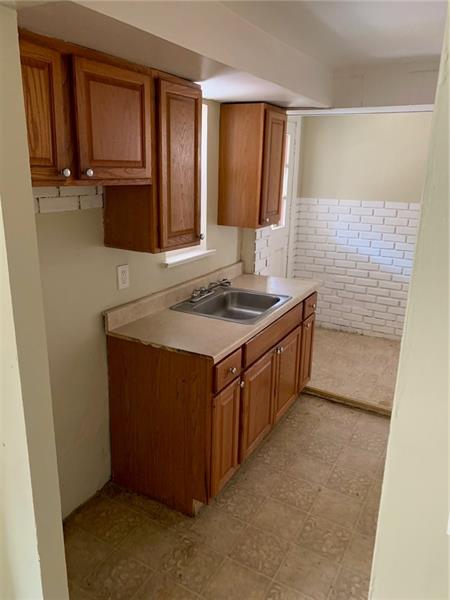 608 Beulah Road Pittsburgh, PA 15235 - Photo 4 of 18