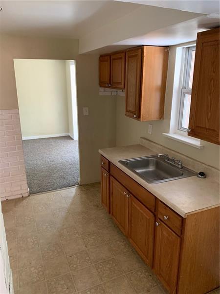 608 Beulah Road Pittsburgh, PA 15235 - Photo 5 of 18