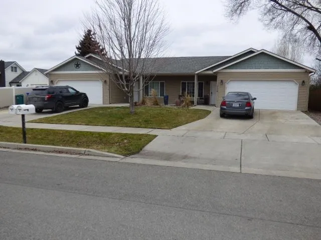 $649,900 | 1919 North Flora Road, Spokane Valley, WA 99016