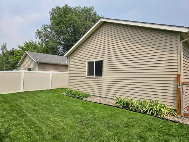 $649,900 | 1919 North Flora Road, Spokane Valley, WA 99016