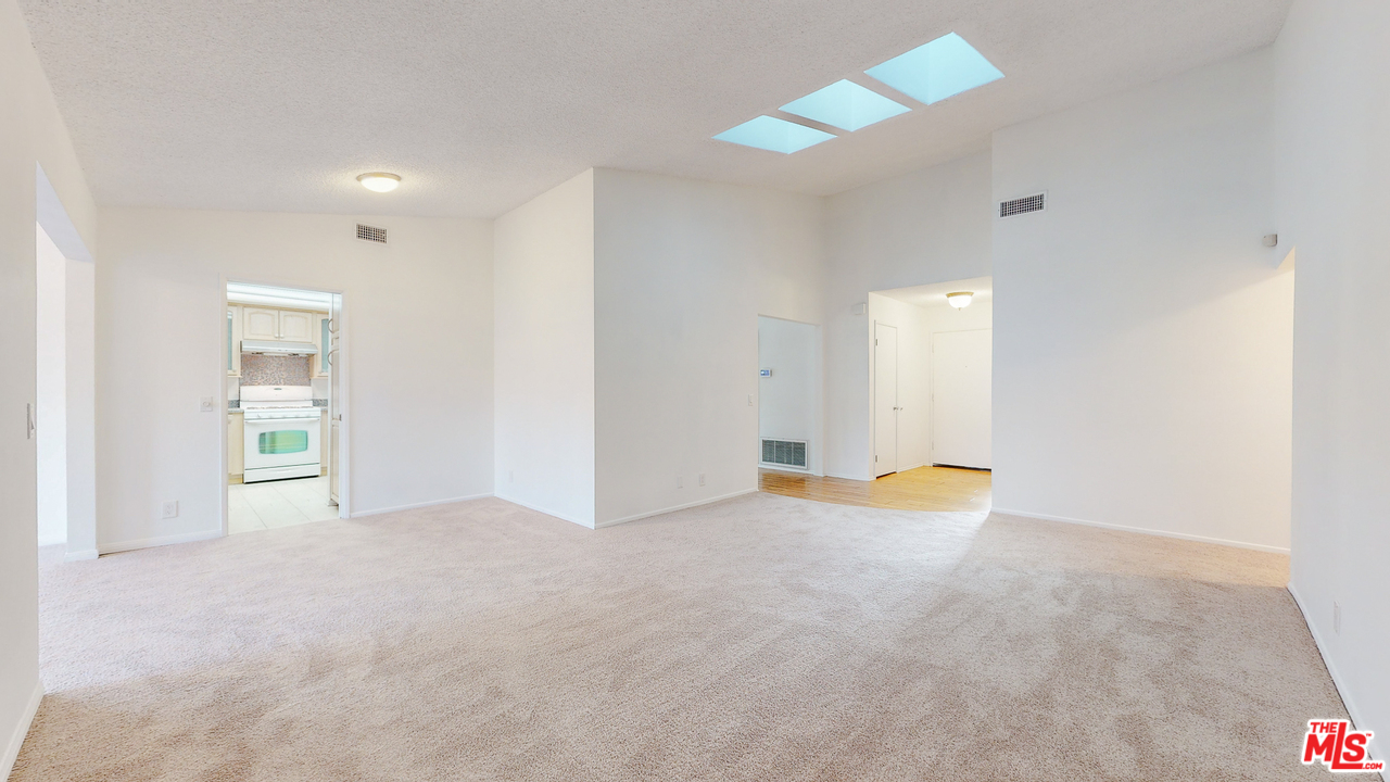 5235 Hallmark Street Riverside, CA 92505 - Photo 11 of 44