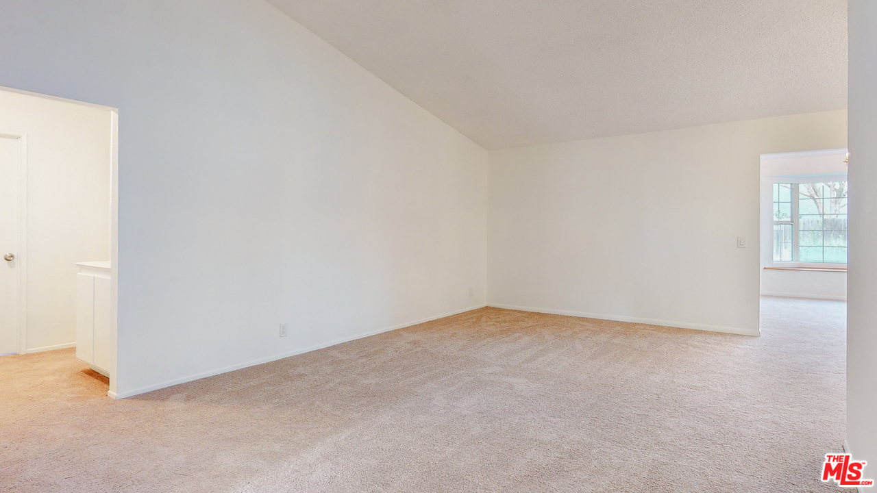 5235 Hallmark Street Riverside, CA 92505 - Photo 10 of 44