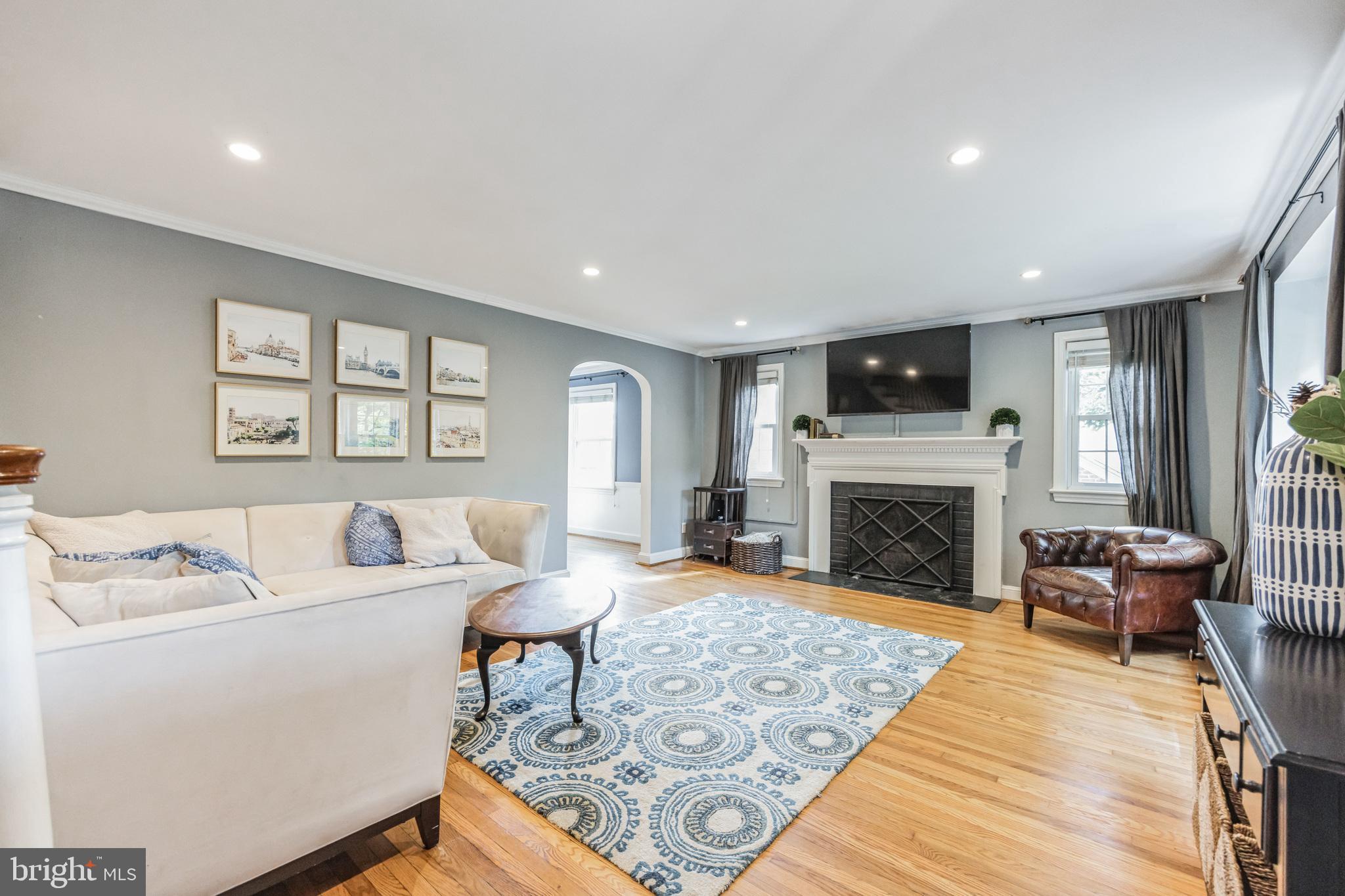 1009 Hampstead Road Wynnewood, PA 19096 - Photo 3 of 30