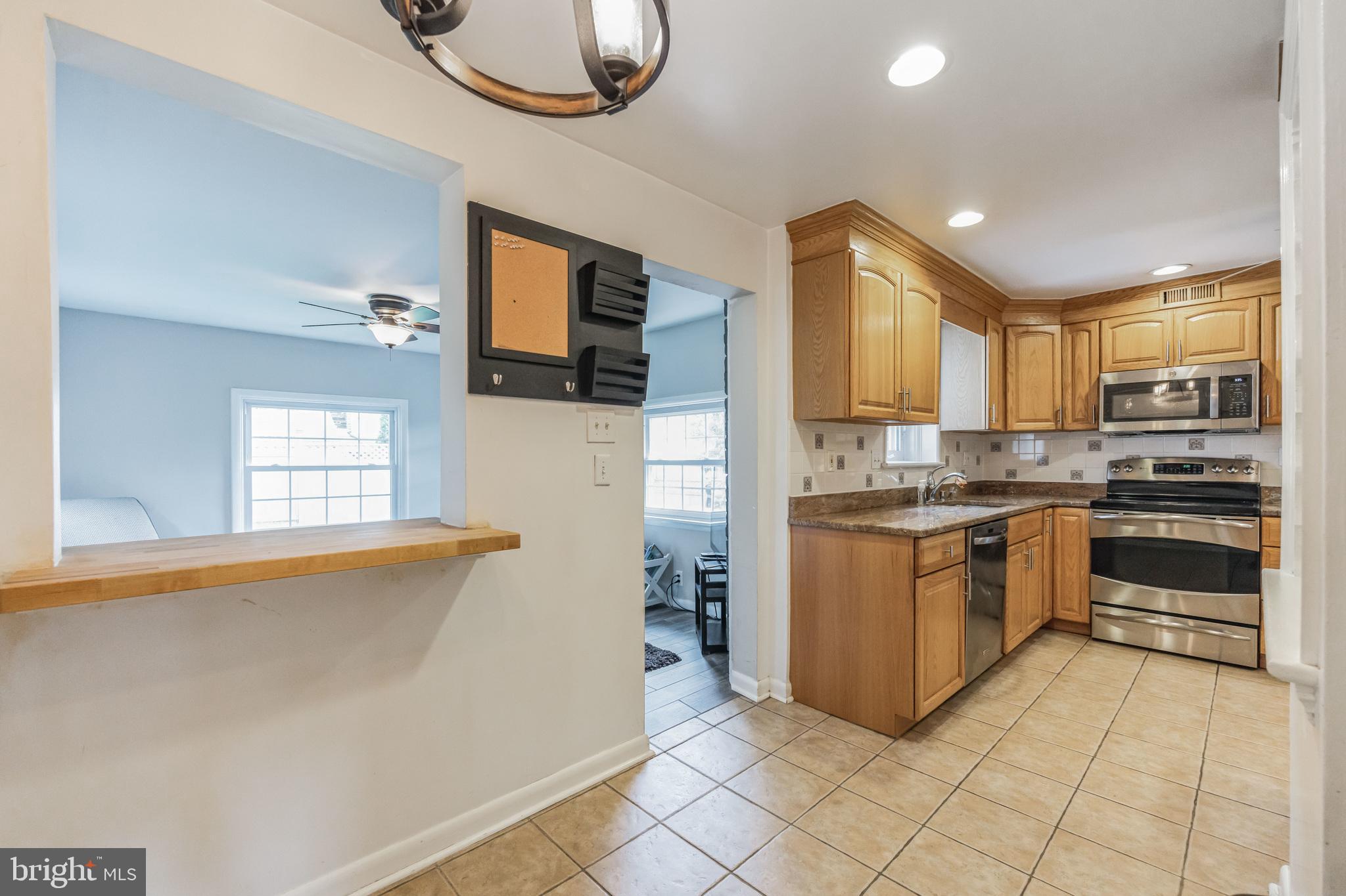 1009 Hampstead Road Wynnewood, PA 19096 - Photo 9 of 30