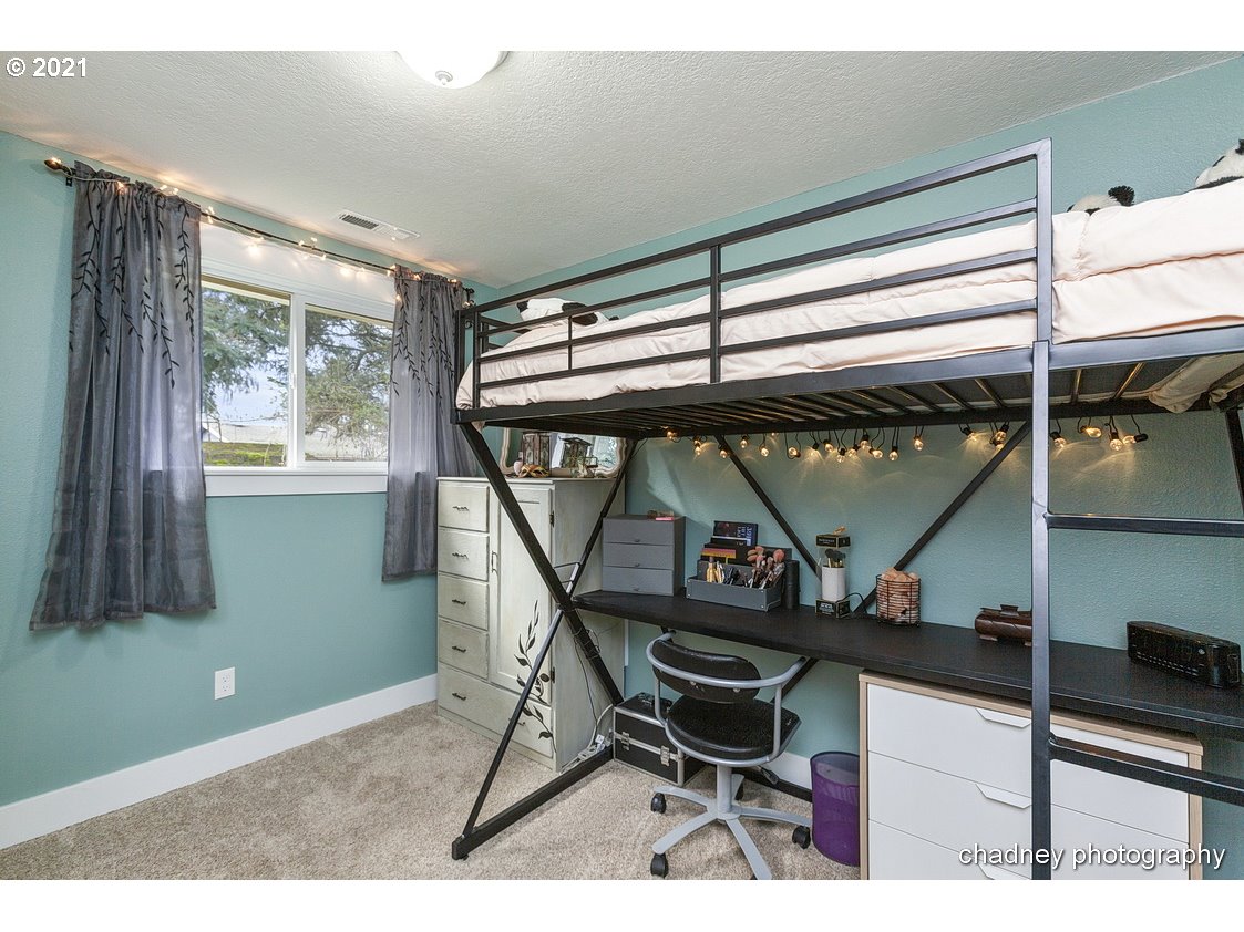 4910 Southeast Chase Road Gresham, OR 97080 - Photo 20 of 32 Gallery Image 20