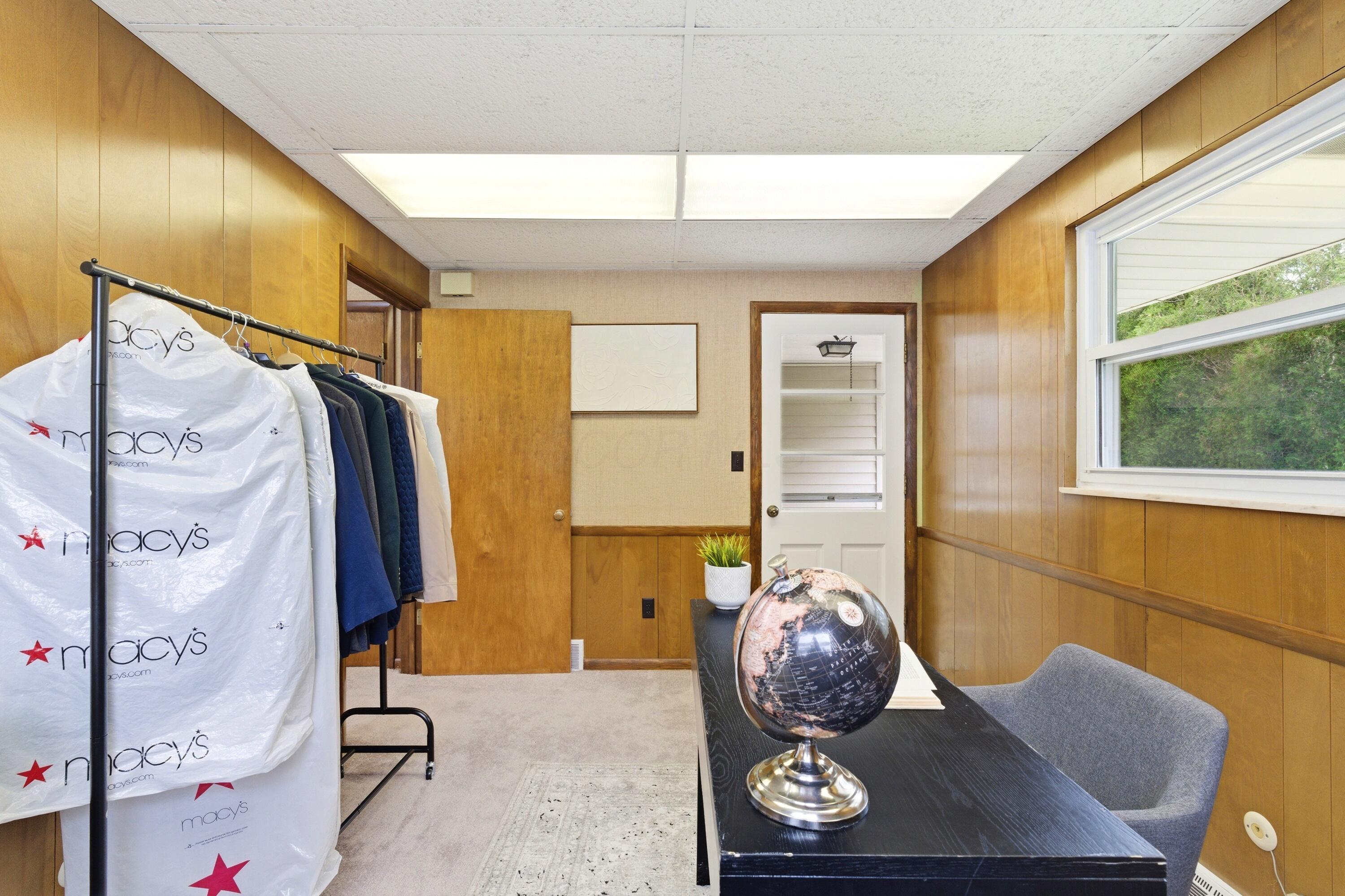 1461 Ridgeview Road Columbus, OH 43221 - Photo 26 of 48 Large closet area with potential for vanity, seating and storage