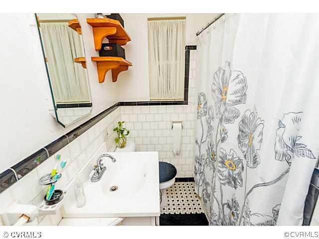 6214 Club Road Henrico, VA 23228 - Photo 12 of 24 Master Bath - RENOVATED