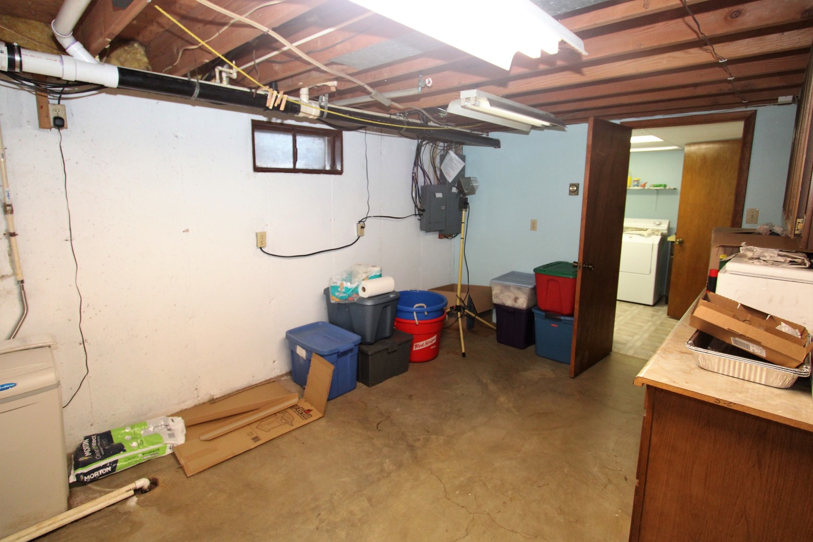 23815 Hickory Lane Minooka, IL 60447 - Photo 27 of 30 a living room with furniture