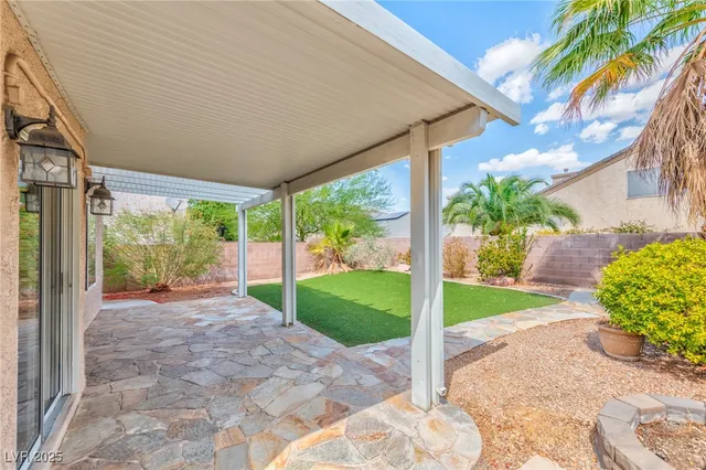 $2,195 | 3520 Tuscany Village Drive, Las Vegas, NV 89129