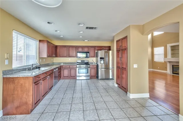 $2,195 | 3520 Tuscany Village Drive, Las Vegas, NV 89129