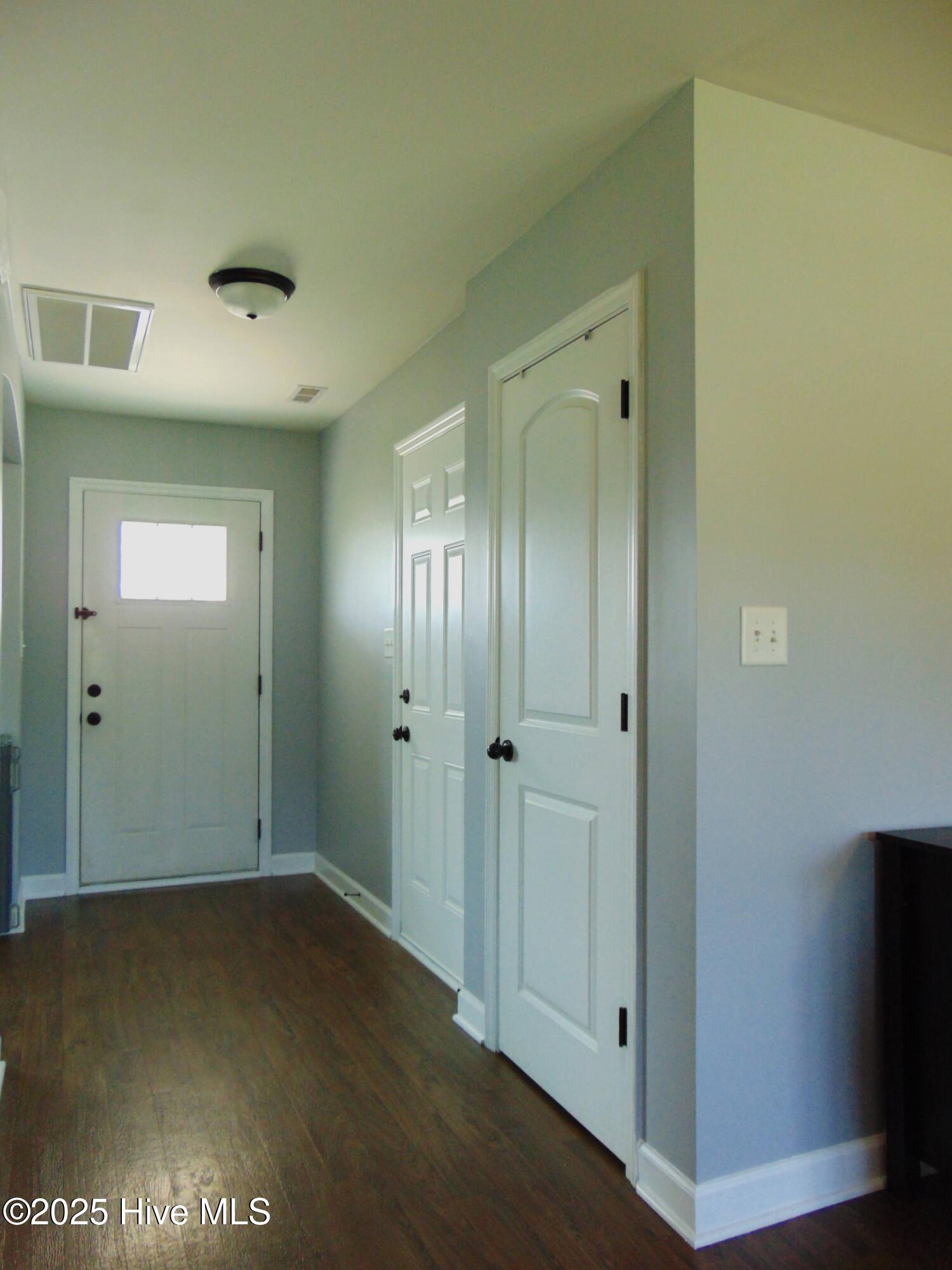 205 Brice Court Hubert, NC 28539 - Photo 4 of 48 DSC00935