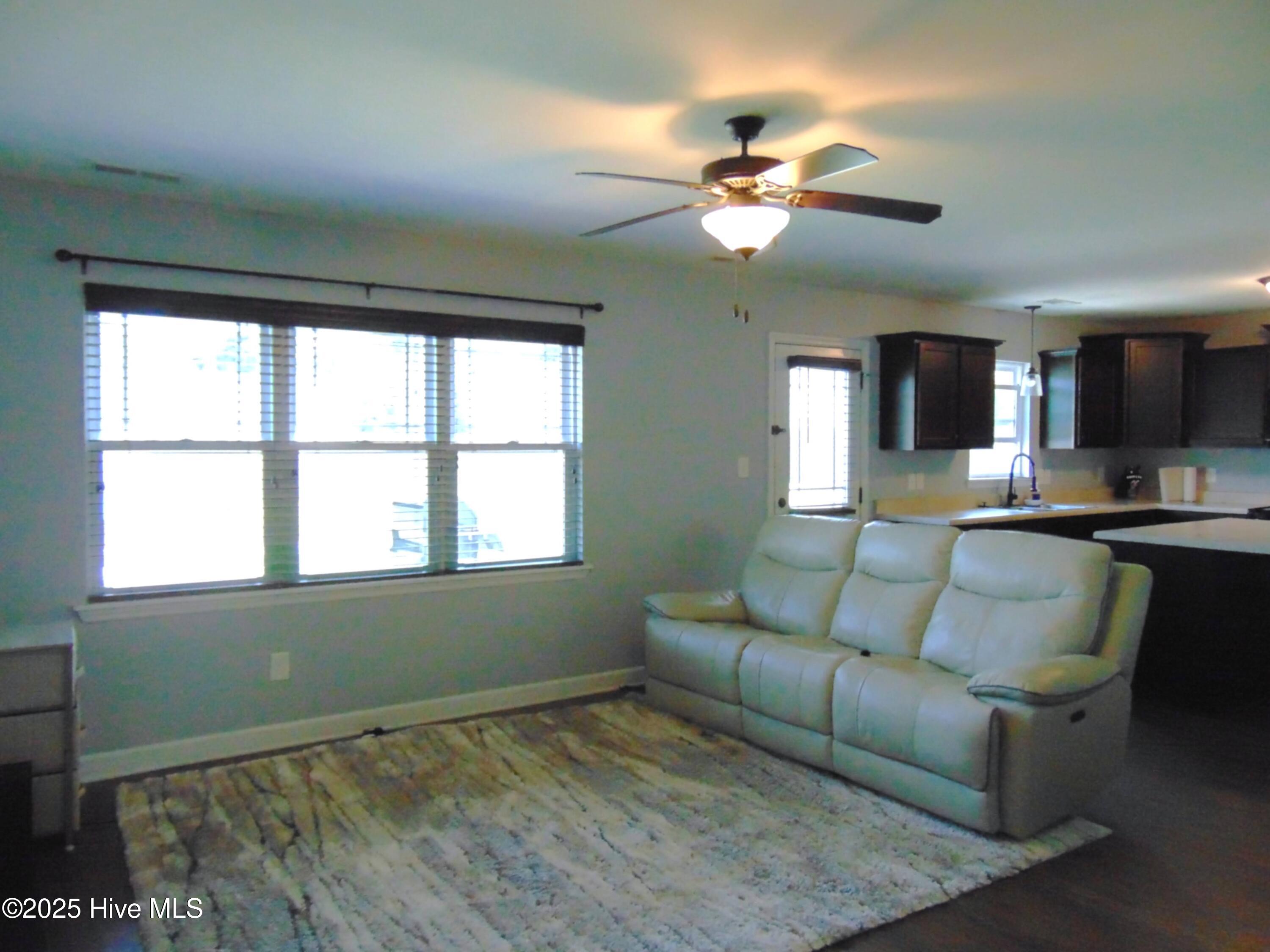 205 Brice Court Hubert, NC 28539 - Photo 9 of 48 DSC00947