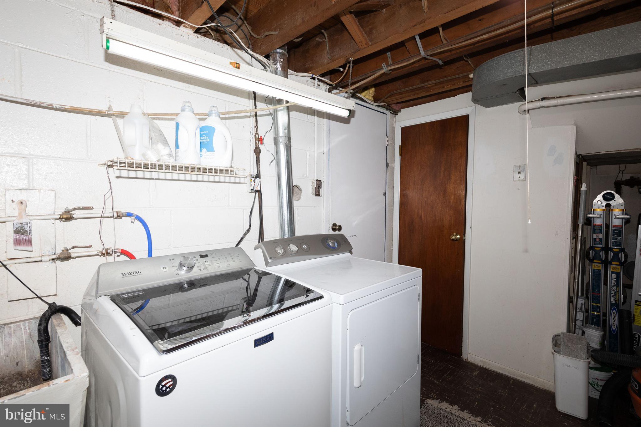 3502 Teton Road Philadelphia, PA 19154 - Photo 17 of 33 Laundry Room
