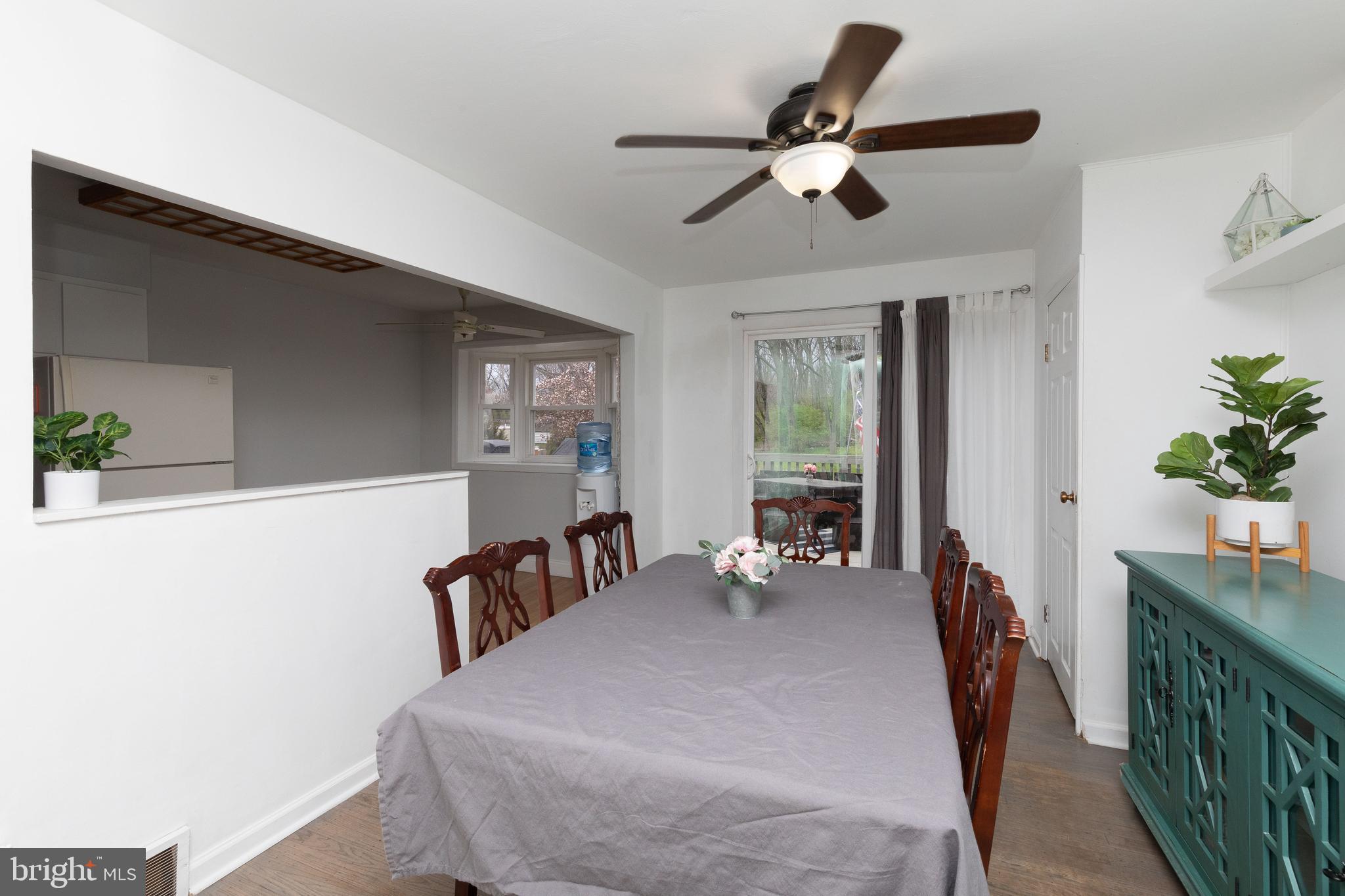 3502 Teton Road Philadelphia, PA 19154 - Photo 6 of 33 Dining Room