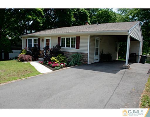 35 Tunison Road New Brunswick, NJ 08901 - Photo 2 of 23 Gallery Image 2