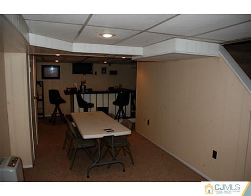 35 Tunison Road New Brunswick, NJ 08901 - Photo 15 of 23 Gallery Image 15