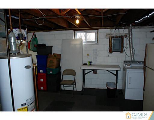 35 Tunison Road New Brunswick, NJ 08901 - Photo 17 of 23 Gallery Image 17