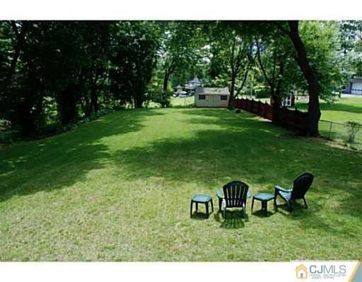 35 Tunison Road New Brunswick, NJ 08901 - Photo 19 of 23 Gallery Image 19