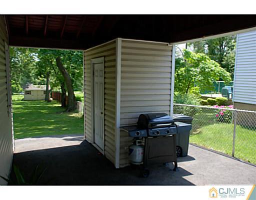 35 Tunison Road New Brunswick, NJ 08901 - Photo 20 of 23 Gallery Image 20