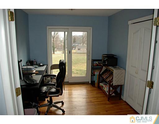 35 Tunison Road New Brunswick, NJ 08901 - Photo 9 of 23 Gallery Image 9