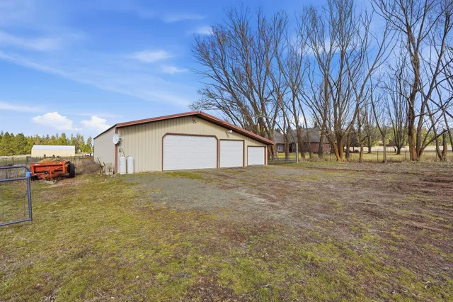 $1,325,000 | 507 East Ziegler Lane, Colbert, WA 99005