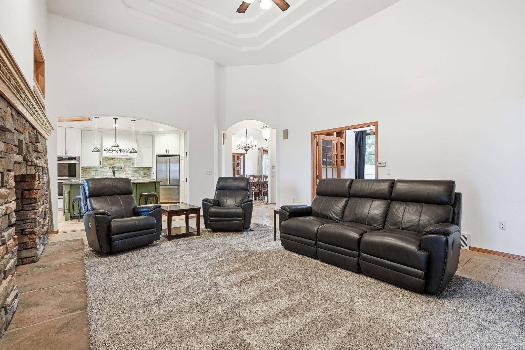 507 East Ziegler Lane Colbert, WA 99005 - Photo 6 of 37