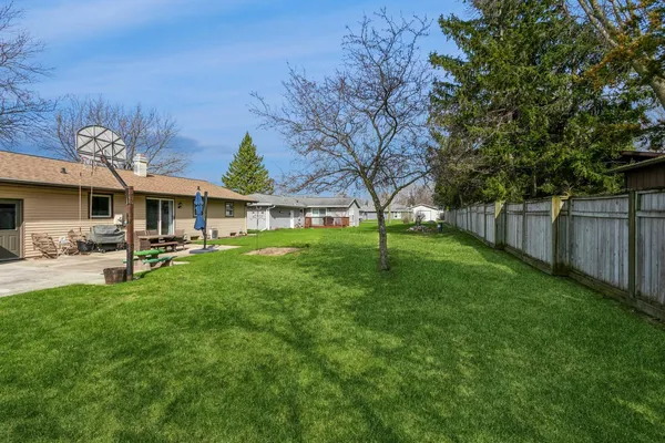 $249,900 | 445 La Vesta Court, Brillion, WI 54110