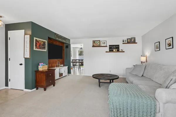 $249,900 | 445 La Vesta Court, Brillion, WI 54110