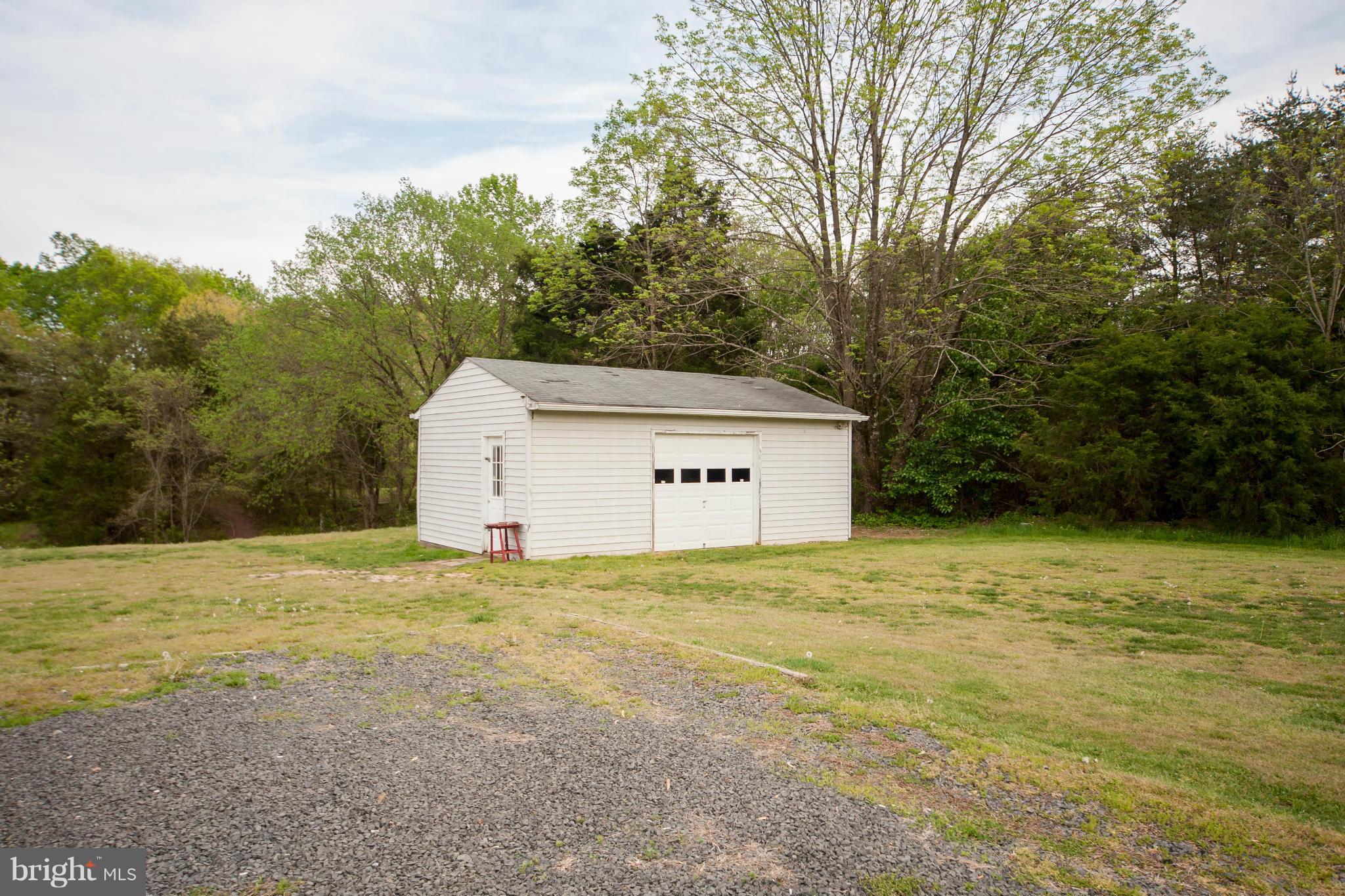 12279 Elk Run Road Midland, VA 22728 - Photo 21 of 21 Garage