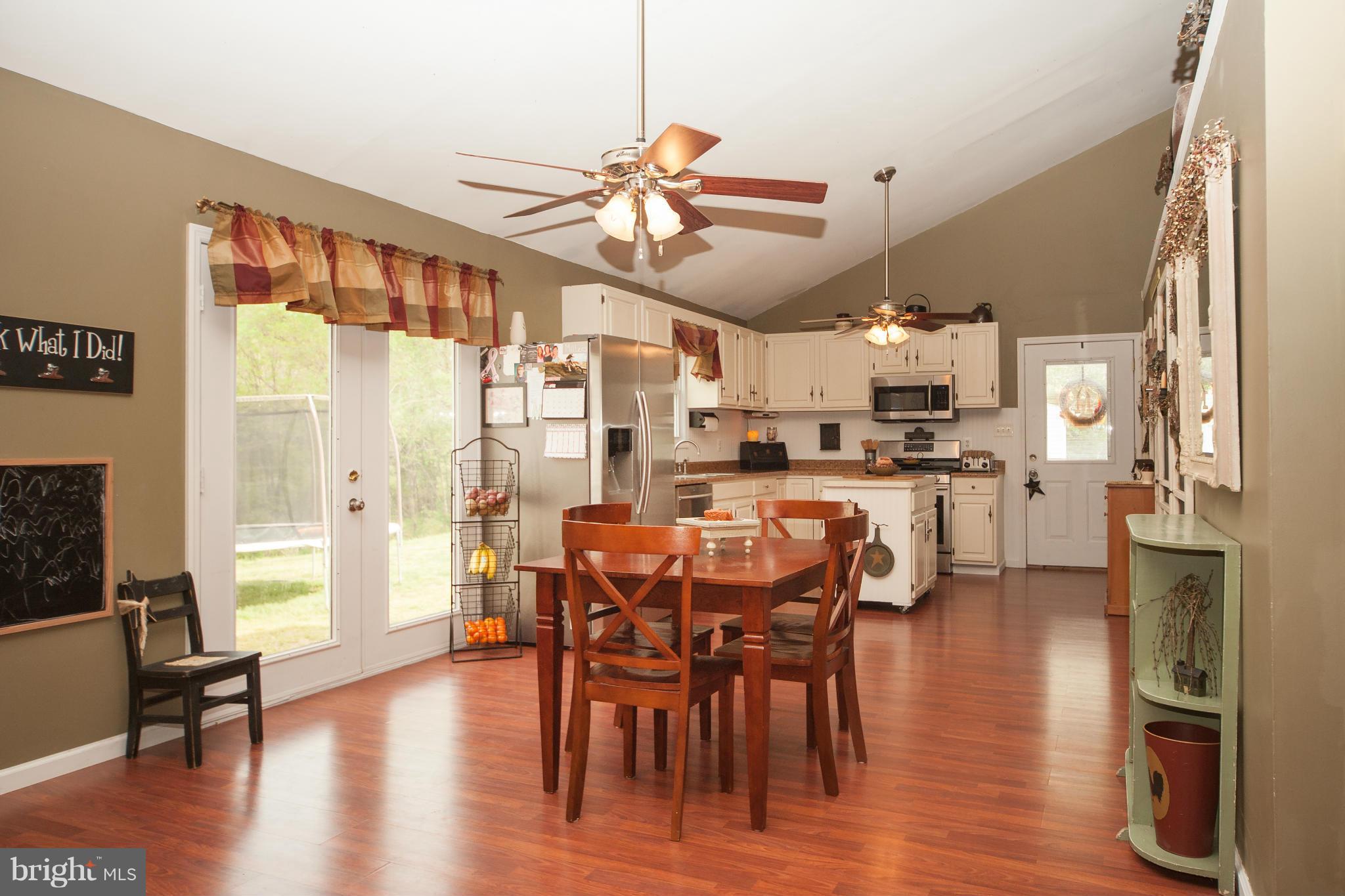 12279 Elk Run Road Midland, VA 22728 - Photo 5 of 21 Kitchen