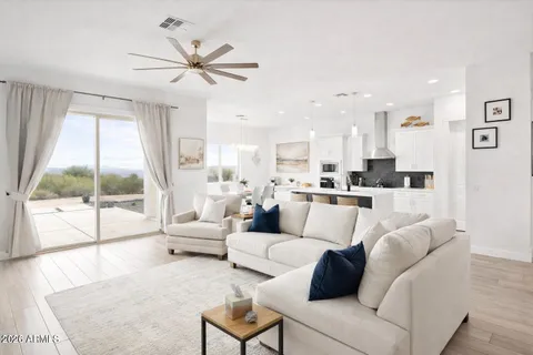 $869,900 | 31219 North 136th Street, Scottsdale, AZ 85262