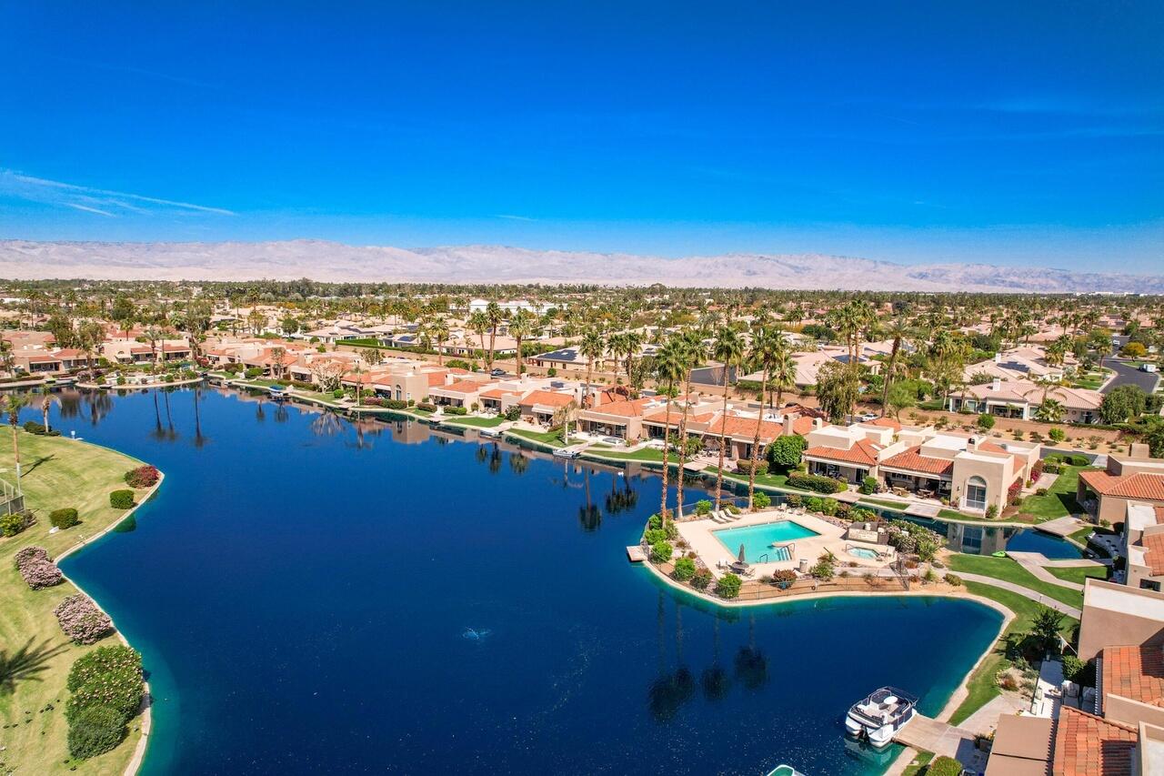 142 Lakeshore Drive Rancho Mirage, CA 92270 - Photo 33 of 37 219078776_51_1