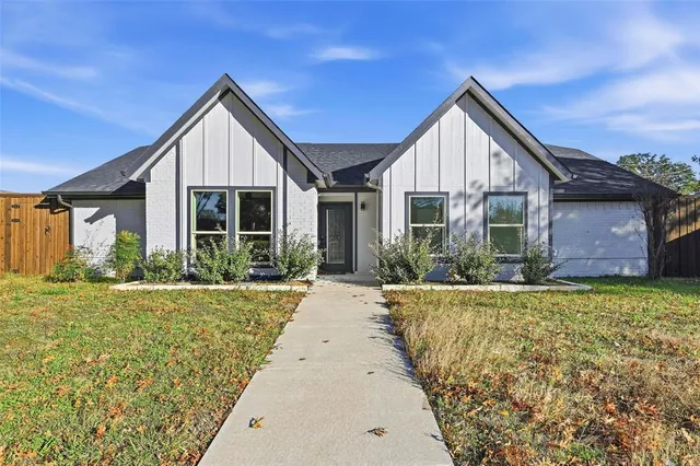 $419,900 | 1315 Buckingham Place, Richardson, TX 75081