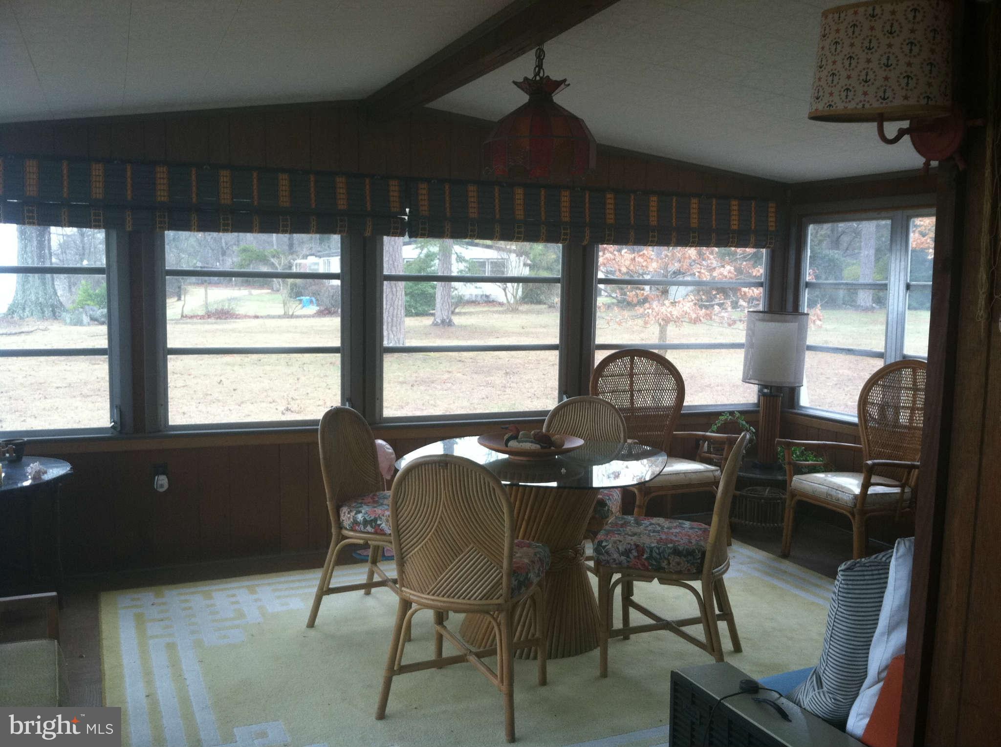 12091 Potomac View Road Newburg, MD 20664 - Photo 3 of 8 Interior (General)