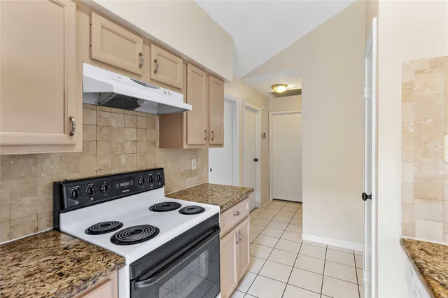 $222,900 | 7530 Lemma Drive, Houston, TX 77041