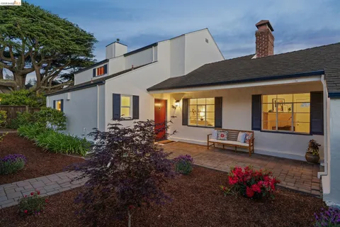 $1,499,000 | 708 Grizzly Peak Boulevard, Berkeley, CA 94708