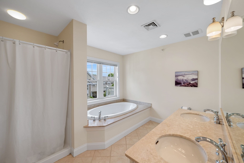 6 Essex Road, Unit 15 Ipswich, MA 01938 - Photo 24 of 40