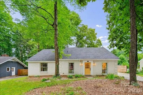 $378,000 | 1005 Pinafore Drive, Charlotte, NC 28212