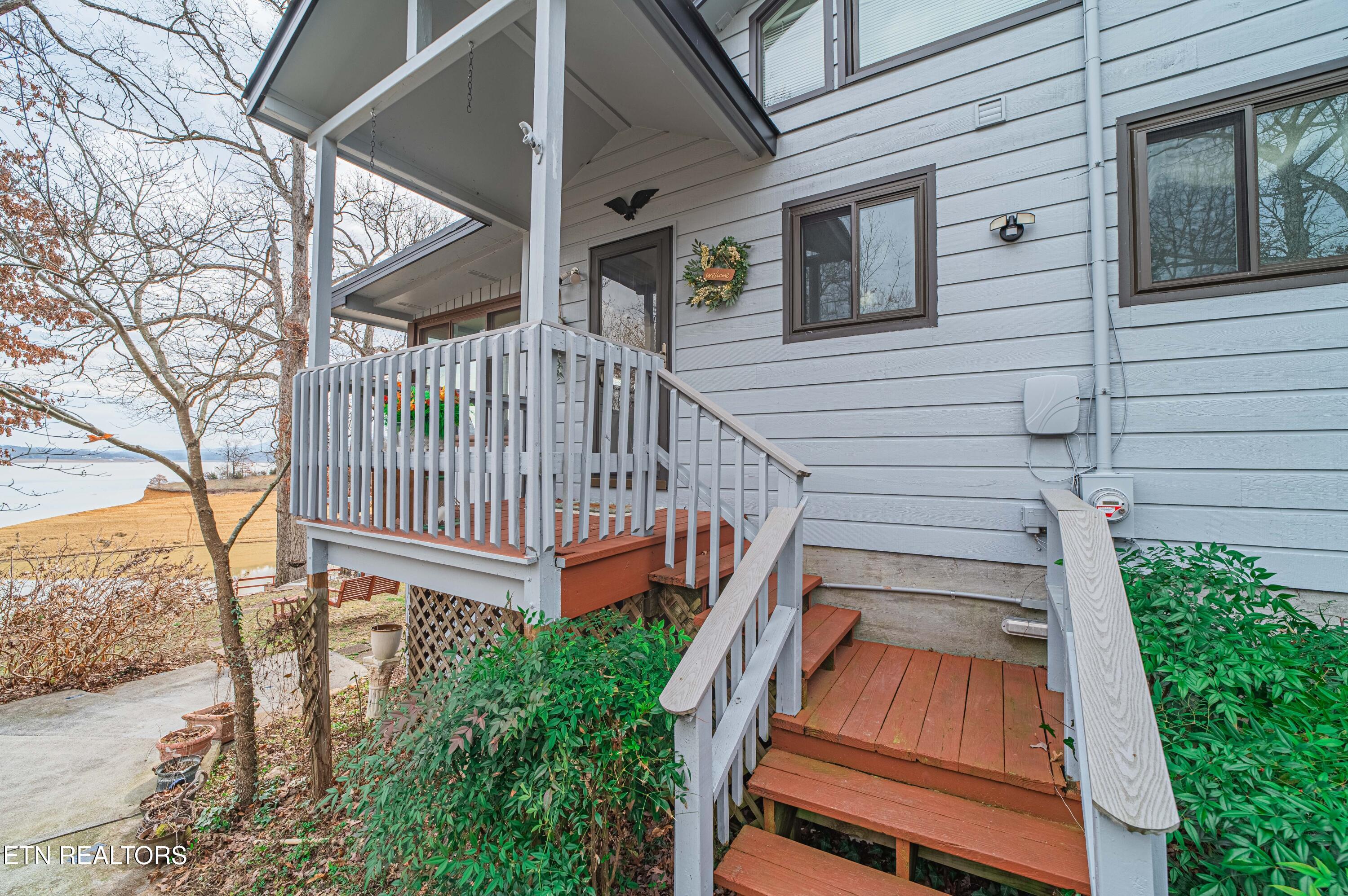 1449 Bucks Point Way Dandridge, TN 37725 - Photo 5 of 57 Dandridge-Home-26