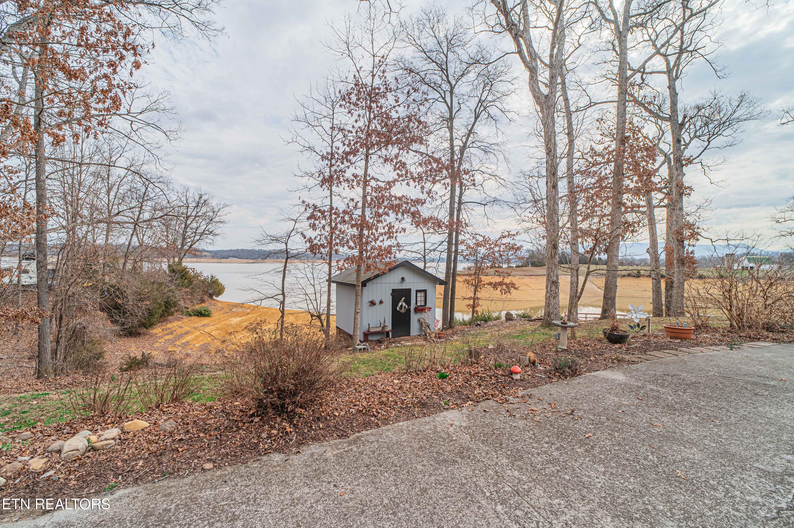 1449 Bucks Point Way Dandridge, TN 37725 - Photo 54 of 57 Dandridge-Home-25